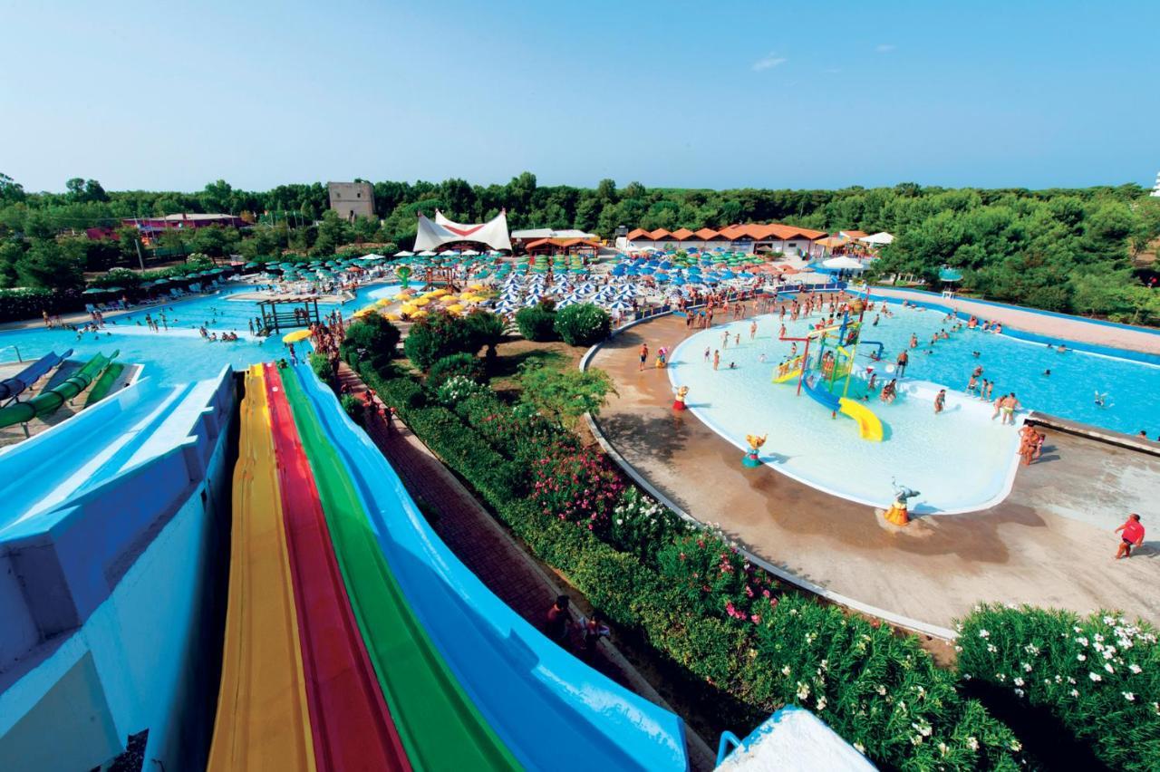 Villaggio Albatros Resort 레시나 외부 사진
