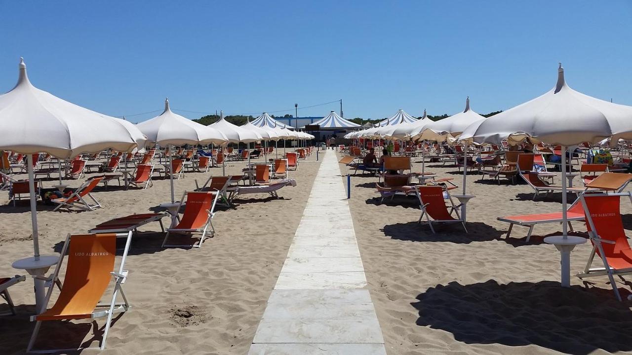 Villaggio Albatros Resort 레시나 외부 사진