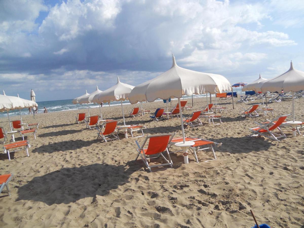 Villaggio Albatros Resort 레시나 외부 사진