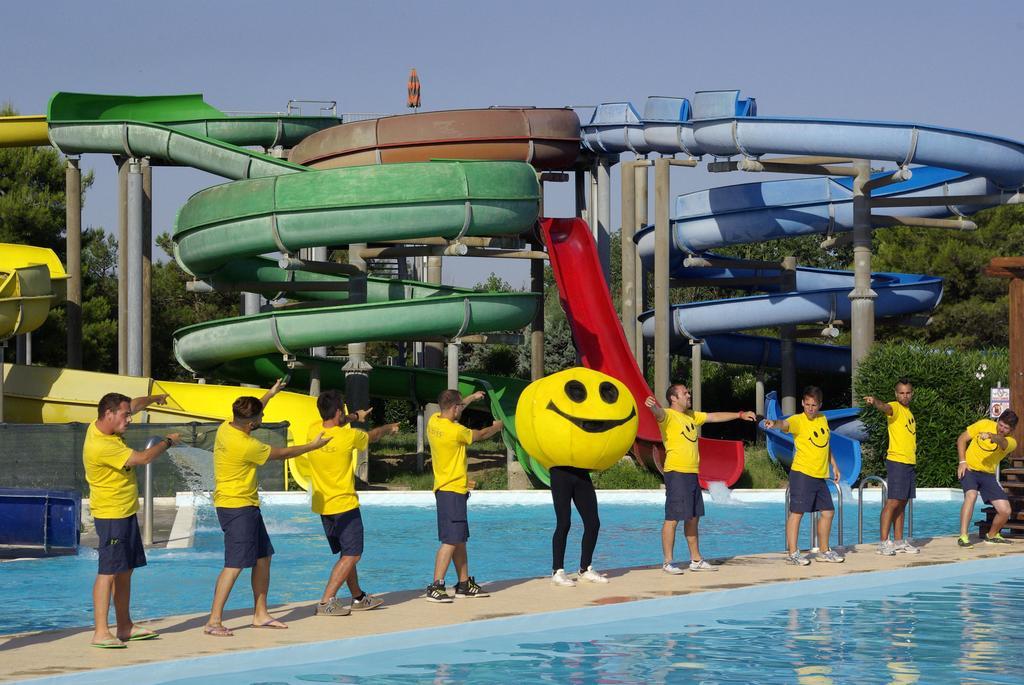 Villaggio Albatros Resort 레시나 외부 사진