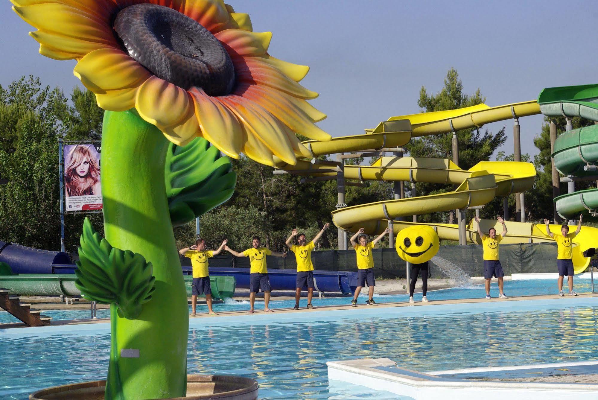 Villaggio Albatros Resort 레시나 외부 사진